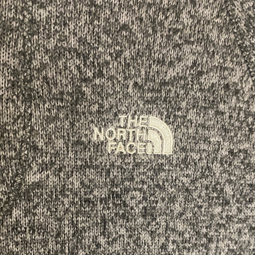 The North Face women’s partial heather Gray pullover sweatshirt size large - Picture 2 of 8